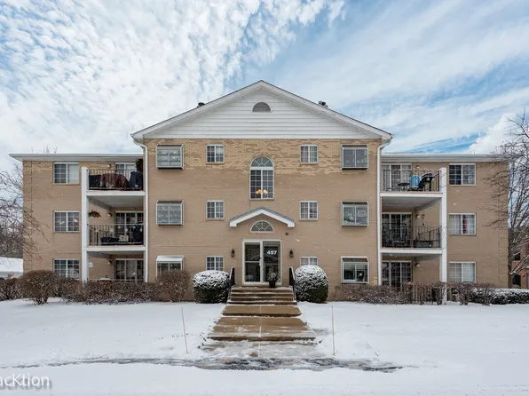 457 Valley Dr APT 204, Naperville, IL 60563