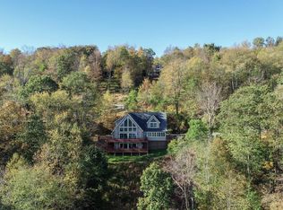 340 Grandview Dr, Oakland, MD 21550