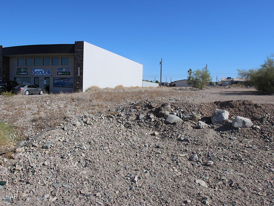 1st image of 2725 Kiowa Blvd N