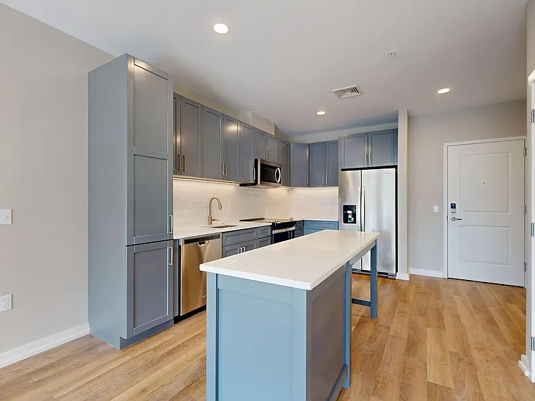 The George Apartments — Photo 62