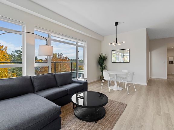2nd image of 14257 103a Ave
