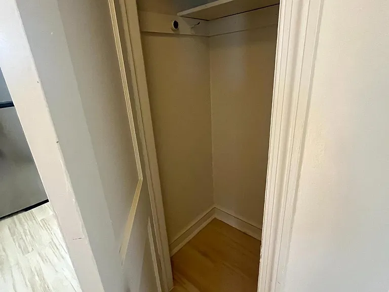 7 W Winona Ave #2 — Photo 6