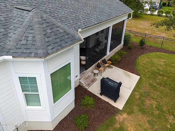 3rd image of 3603 Rivergate Way NE #741