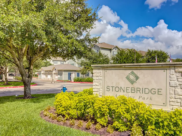 Stonebridge at City Park — Photo 54