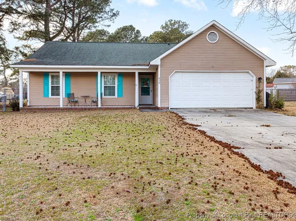 639 Riverwind Dr, Spring Lake, NC 28390