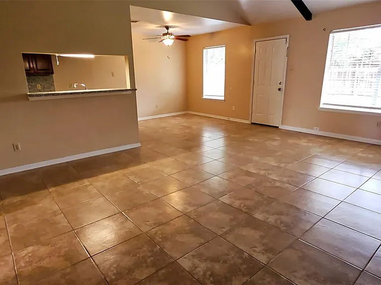 6719 McCullum Rd — Photo 16