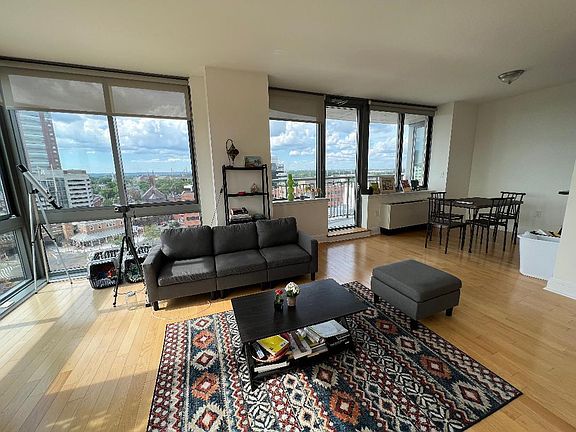 Living / Dining Room