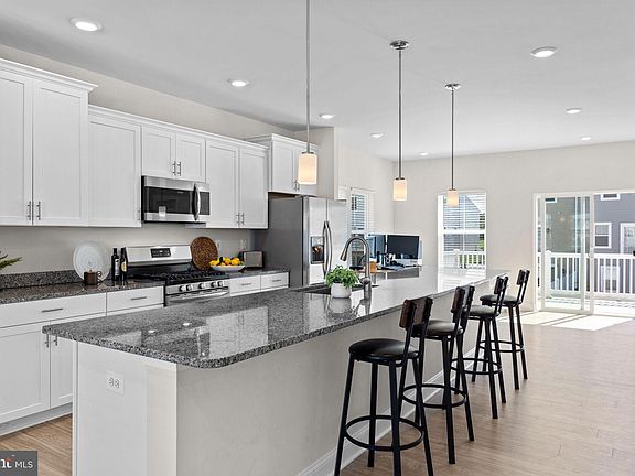 5th image of 35099 Wright Way