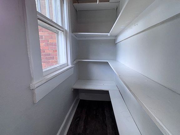 5th image of 1401 Leighton Ave APT 4