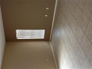 3rd image of 410 Magpie Ct