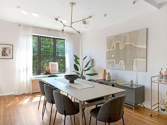 3rd image of 370 Central Park W APT 501