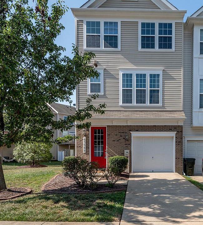 1st image of 43569 Marguerite Way