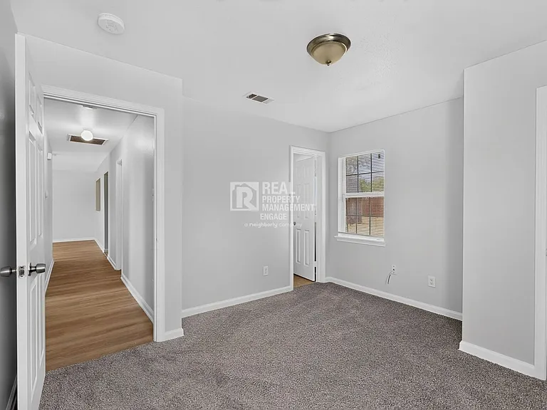 4525 Hunter St — Photo 20