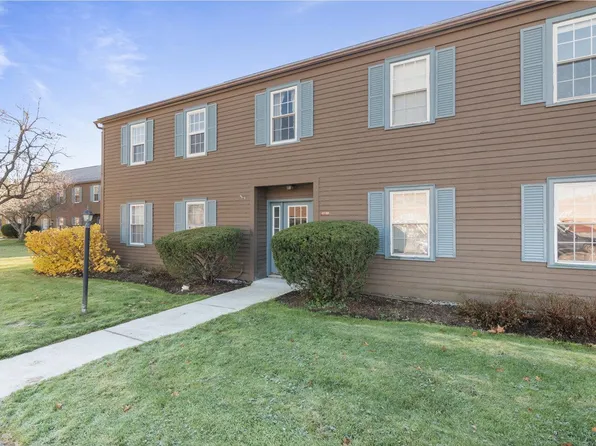 66 Twin Oaks Terrace, South Burlington, VT 05403