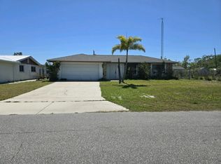 417 Cypress Ave NW, Port Charlotte, FL 33952