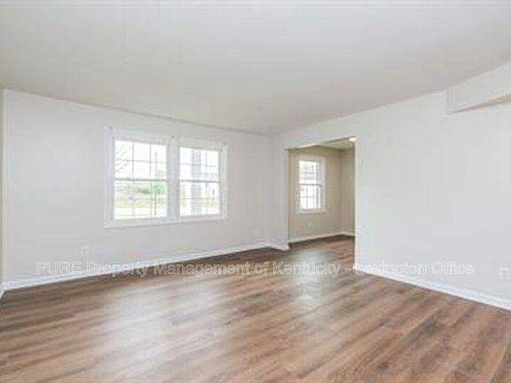 5th image of 429 Chestnut St APT 17