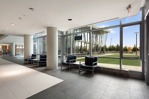 Rented by Compass | media 32