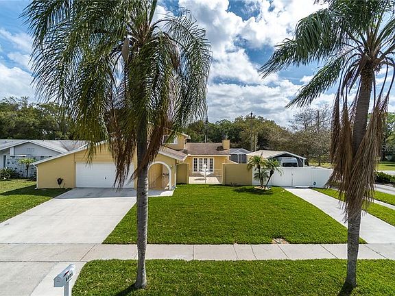2nd image of 6801 Mitchell Cir