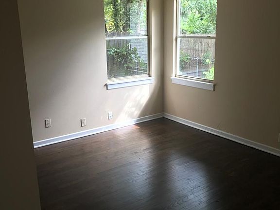 4th image of 805 Lombardy Ln