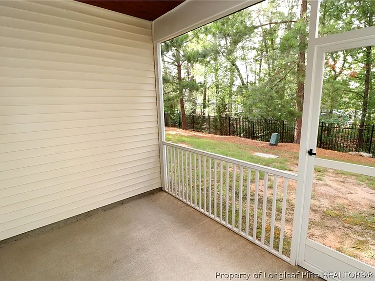 1105 Neighborly Way — Photo 36