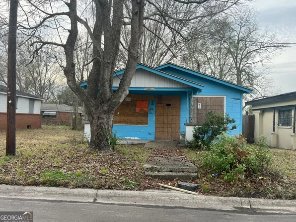 3315 Perth St, Savannah, GA 31405