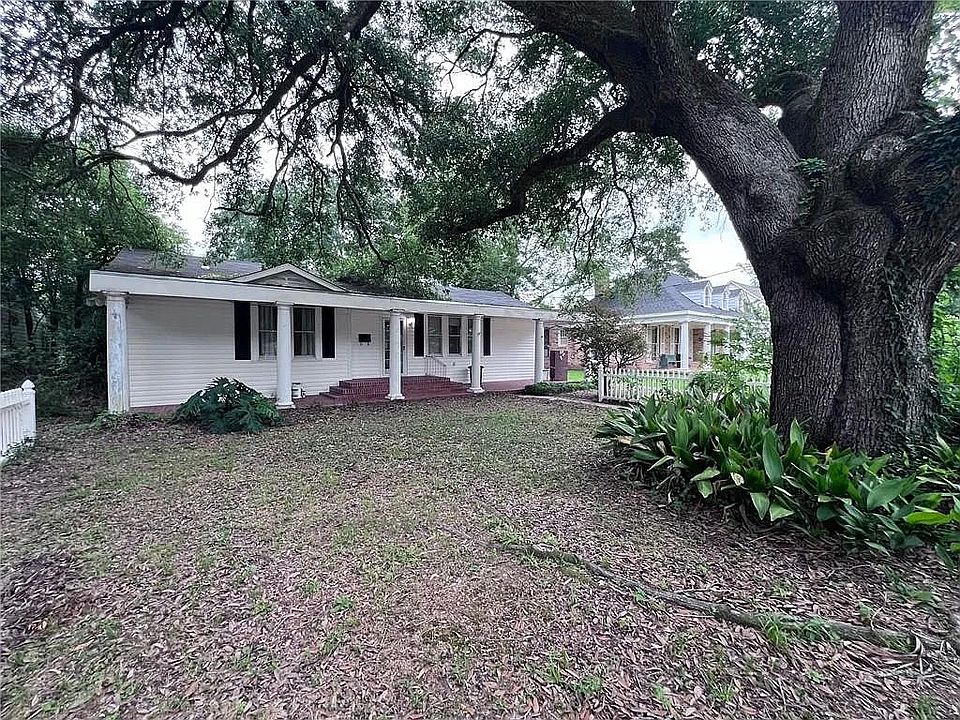 Front of House (old photo)