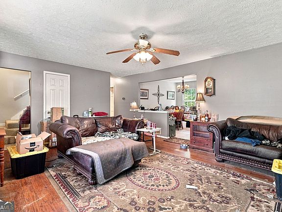5th image of 2152 Red Rose Ln