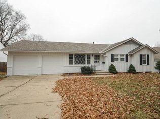 5415 N Flora Ave, Kansas City, MO 64118