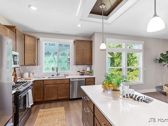 5th image of 7533 Brook Villa Pl #10