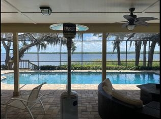 3485 Shoreline Cir, Palm Harbor, FL 34684