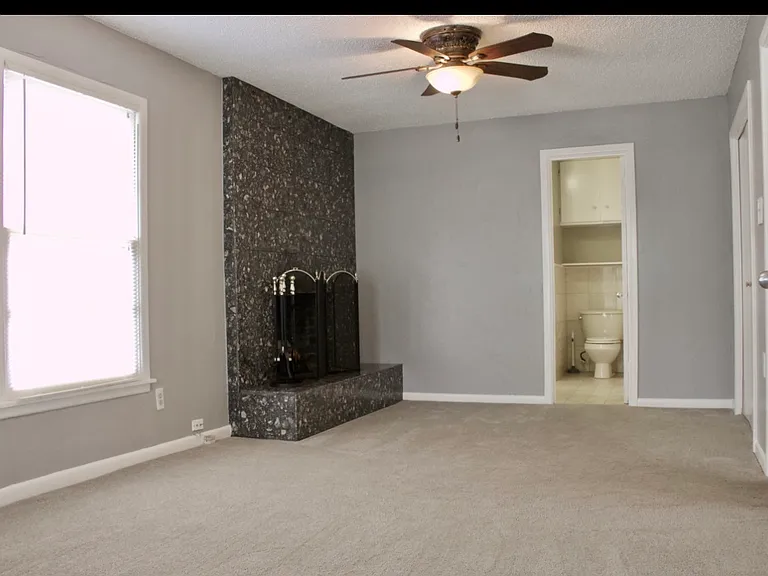 9850 Gooding Dr — Photo 7