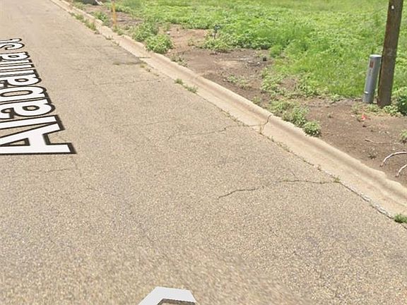2nd image of 717 Alabama St Lot 15