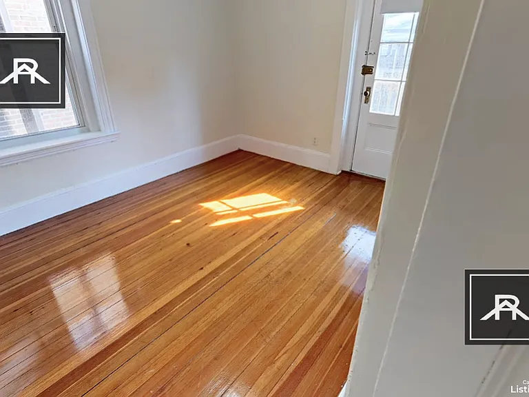 1595 Beacon St #11 — Photo 13