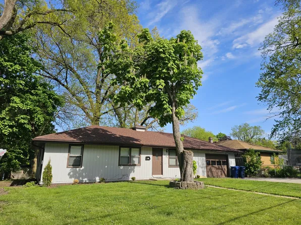 1605 N Sheridan Rd, Waukegan, IL 60085