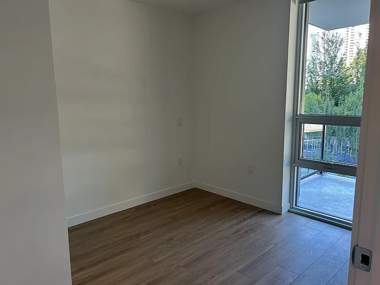 2135 Springer Ave #409 — Photo 9