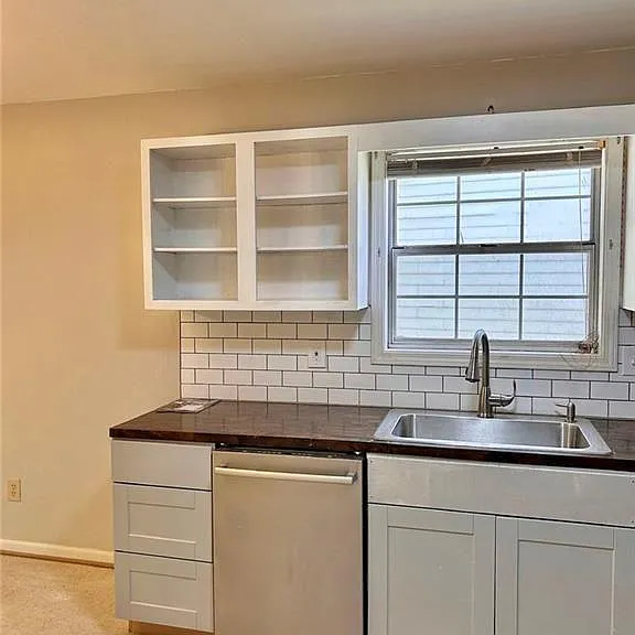 1055 Autumn Crest Ct — Photo 14