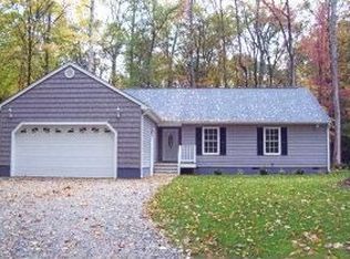 6713 Mill Ln, Gloucester, VA 23061