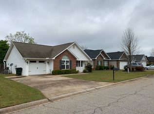 214 Summerstone Bnd, Byron, GA 31008