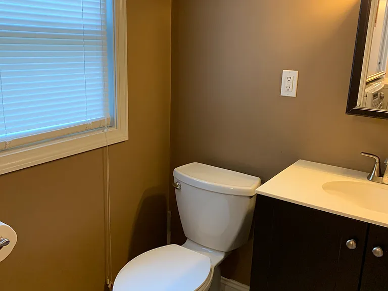 180 Franklin St #1 — Photo 19