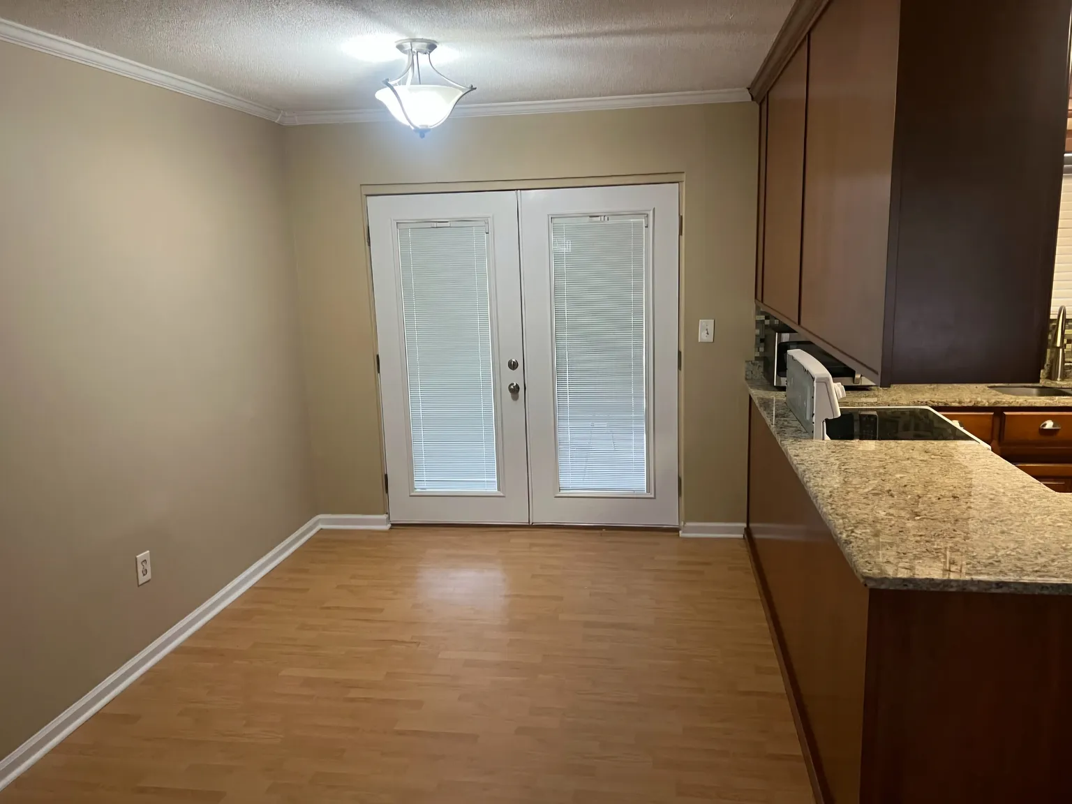 1802 Marion Drive - 1 — Photo 2