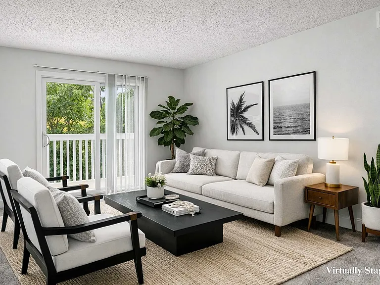 Honey Creek Living Room 2