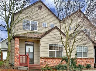 508 NE Roth St, Portland, OR 97211