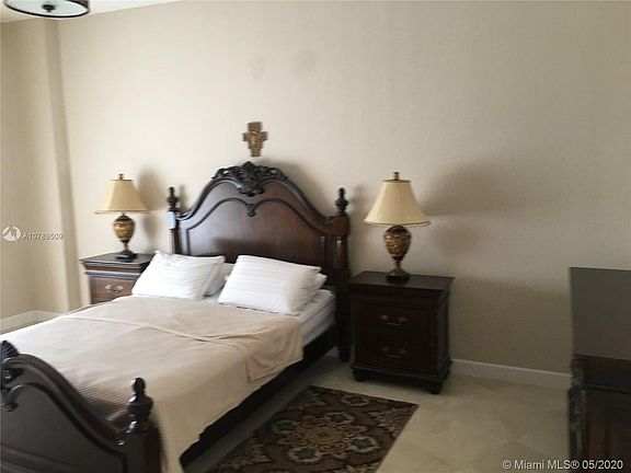 5th image of 3600 Mystic Pointe Dr APT 1916