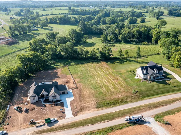 125 Dove Run, Nicholasville, KY 40356