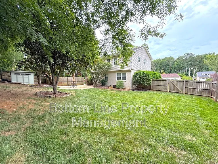 6741 Windyrush Rd — Photo 26
