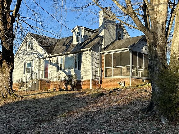 2nd image of 1407 W Ray Ave