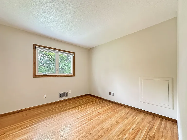 3830 Union Terrace Ln N — Photo 7