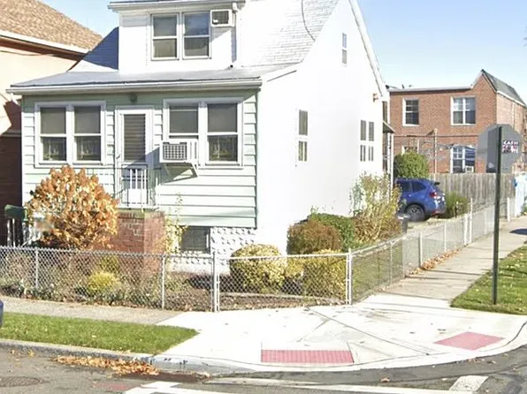 1535 E 98th St, Brooklyn, NY 11236