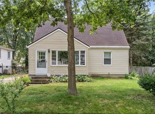 606 Sill Ave, Cuyahoga Falls, OH 44221