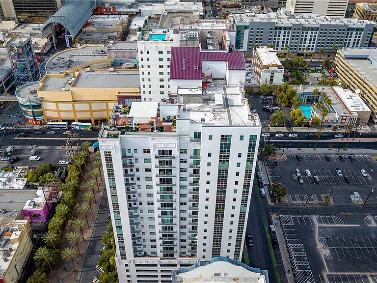 150 Las Vegas Blvd #1514 — Photo 1